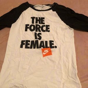 Women’s Nike shirt